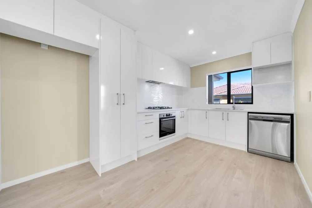 Photos of 10A Dreadon Avenue