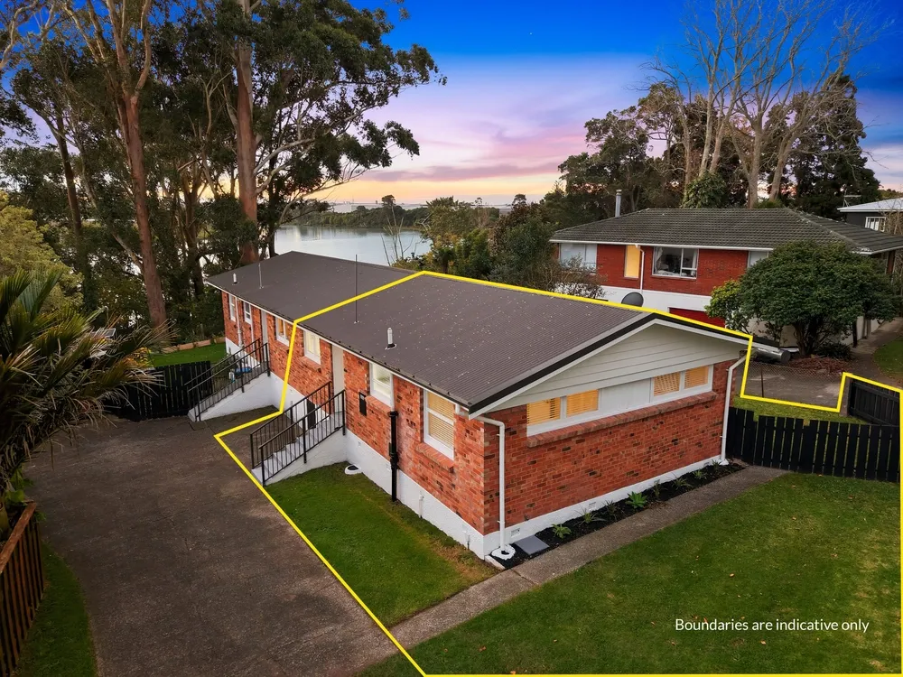 Photos of 1/12 Oberon Place