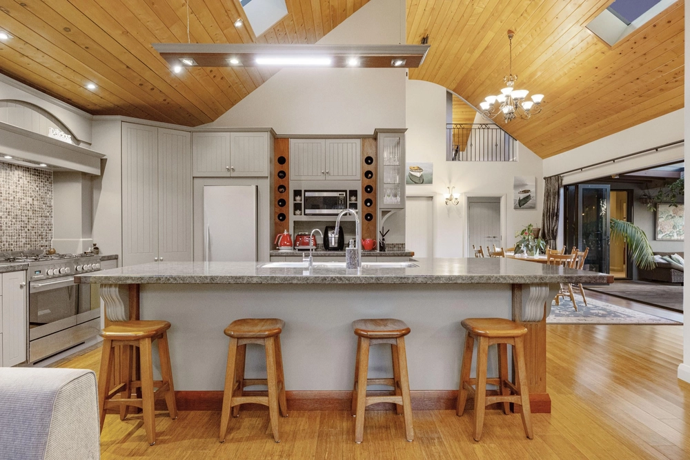 Photos of 38 Sovereign Drive