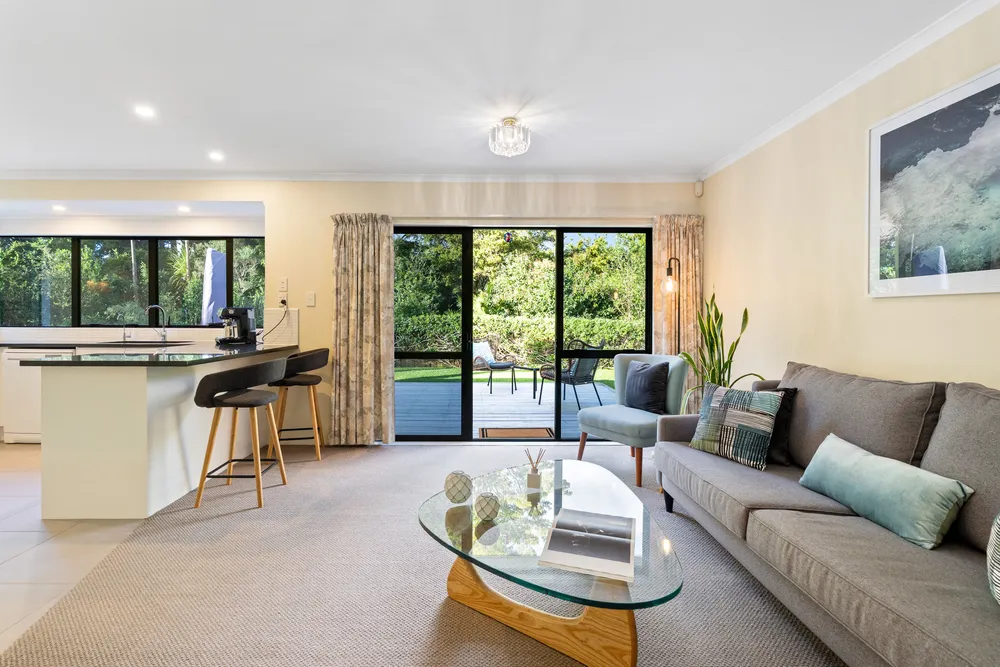 Photos of 10 Notre Dame Way
