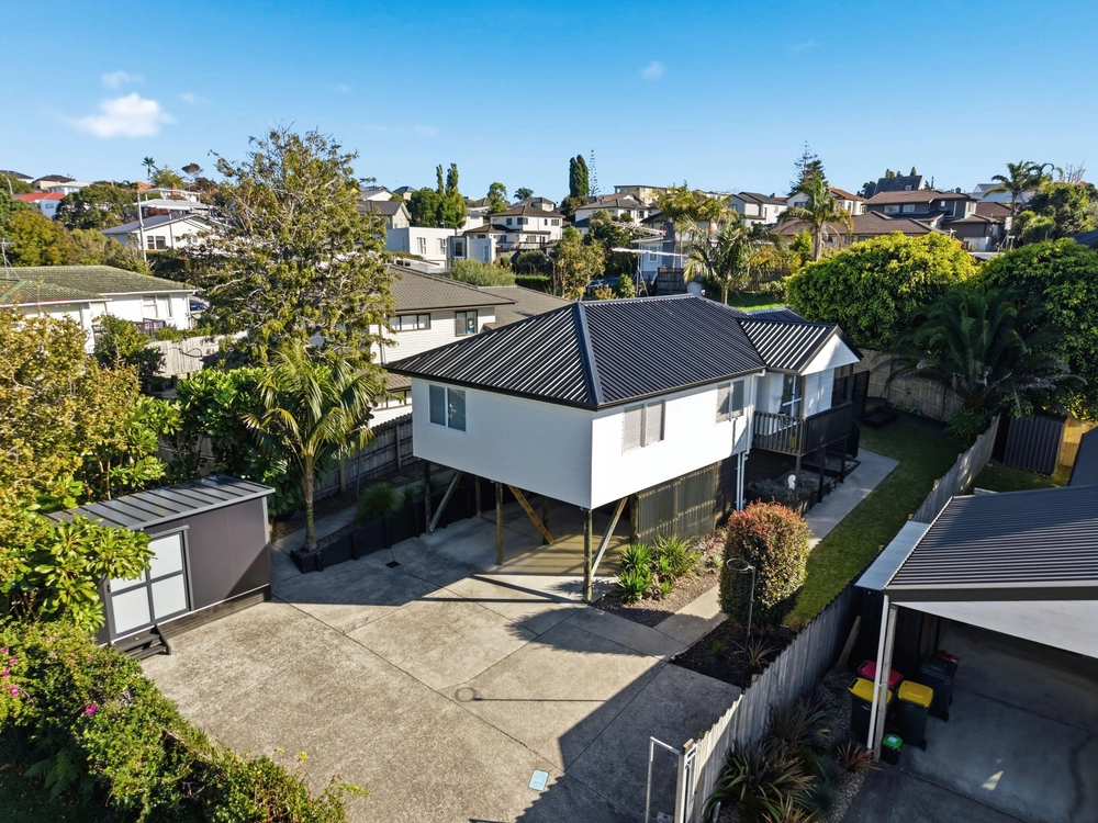 Photos of 53C Howe Street