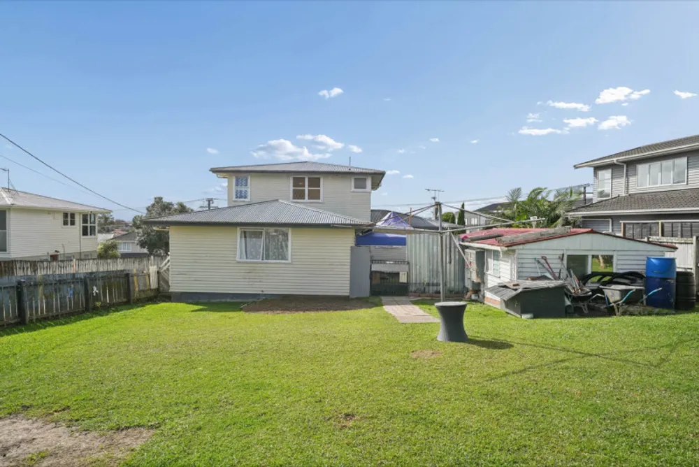 Photos of 4 Kaweka Street