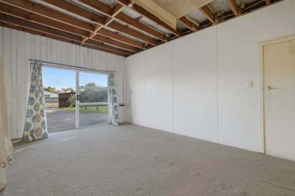 Photos of 423 Maungatapu Road