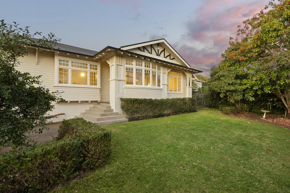 Photos of 410 River Road