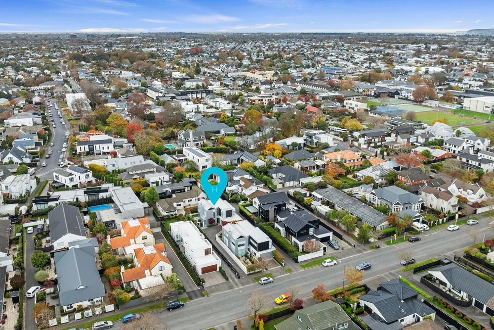 Photos of 80 Winchester Street