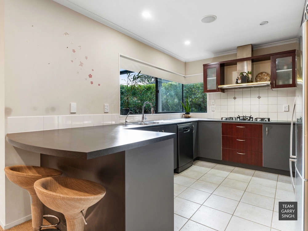 Photos of 12 Rushbury Place