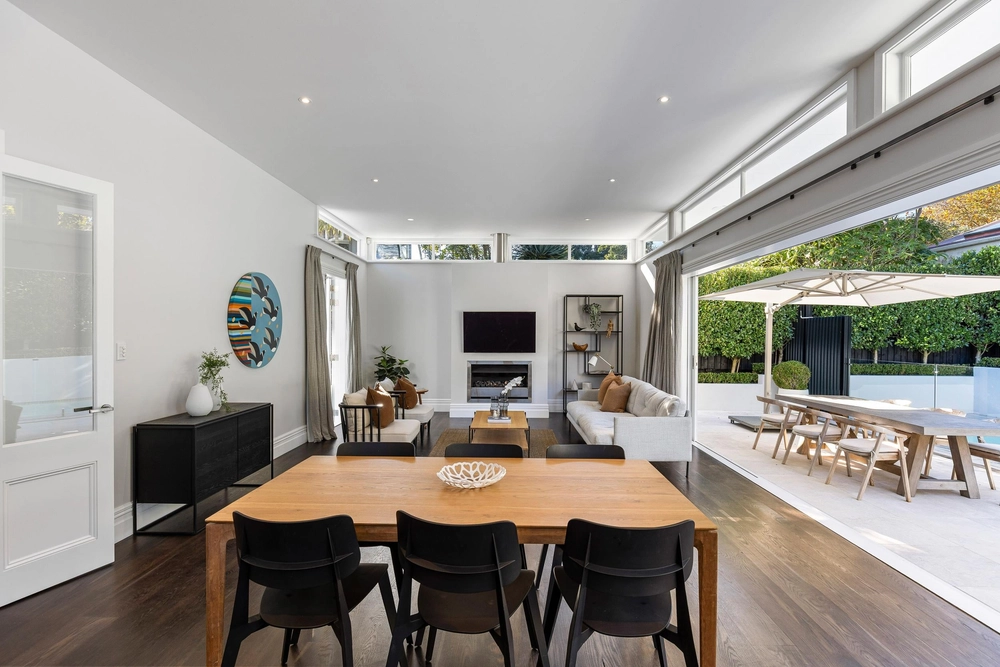Photos of 16 Wilton Street