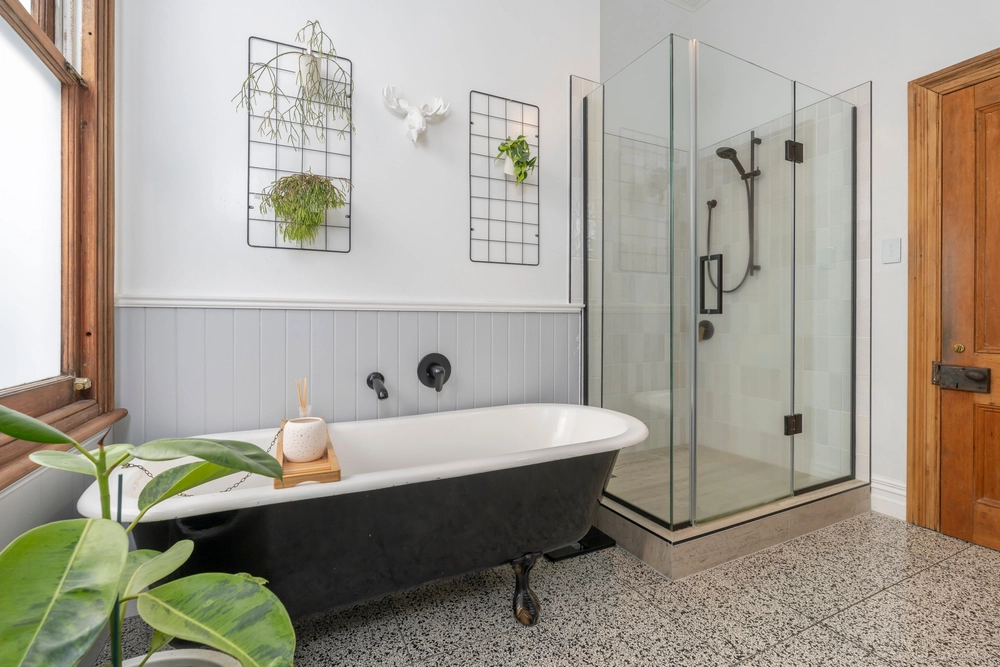 Photos of 18 Mostyn Street