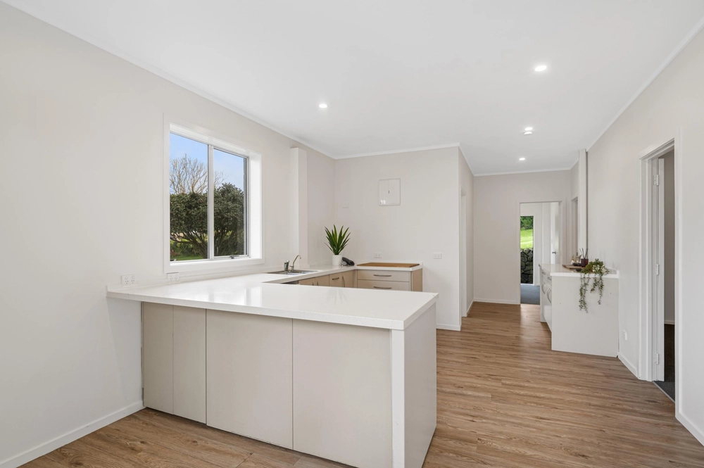 Photos of 53 Heron Avenue