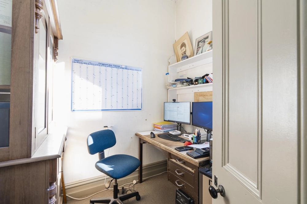 Photos of 101 Eglinton Road