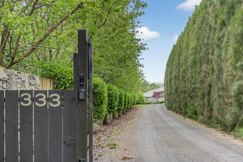 Photos of 333 Tuhimata Road