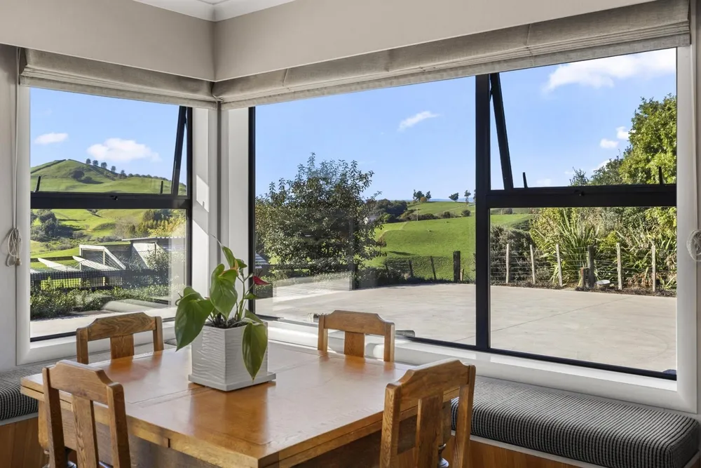 Photos of Unit 3, 957 Taotaoroa Road