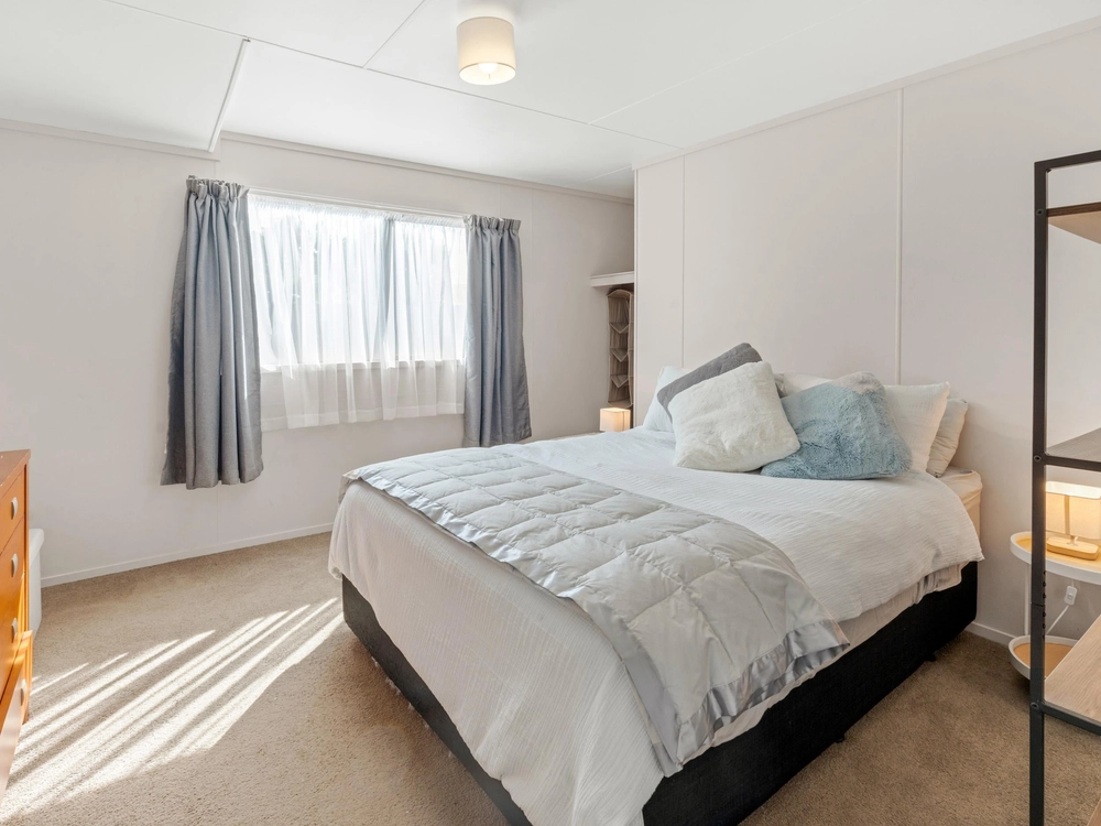 Photos of 3 Hattaway Avenue