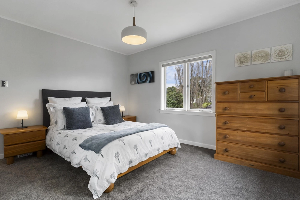 Photos of 10 Forfar Road