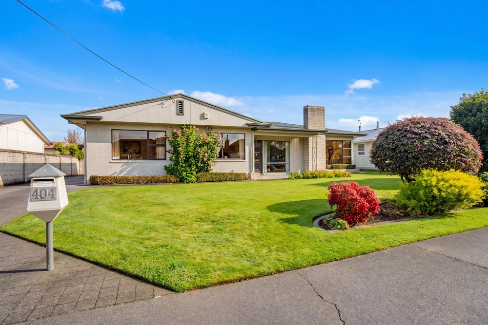 Photos of 404 Purser Place