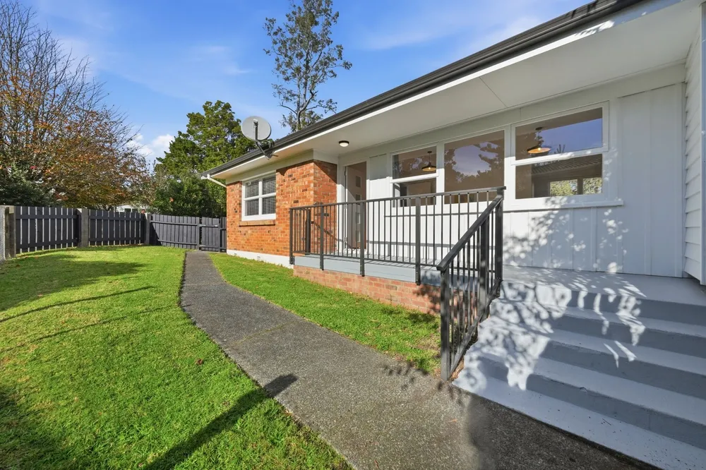 Photos of 1/12 Oberon Place