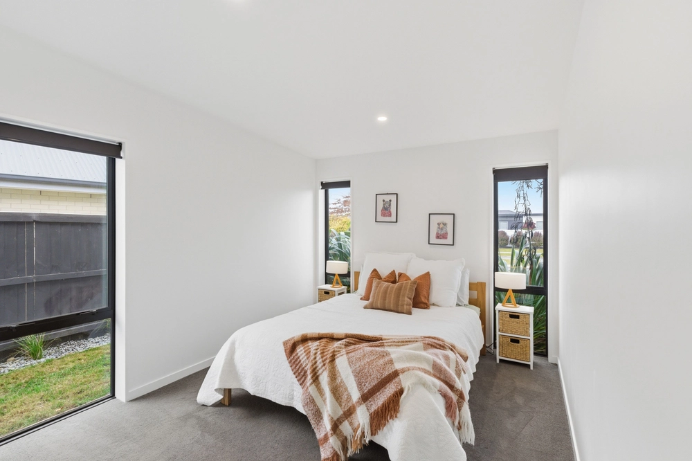 Photos of 93 Beachvale Drive