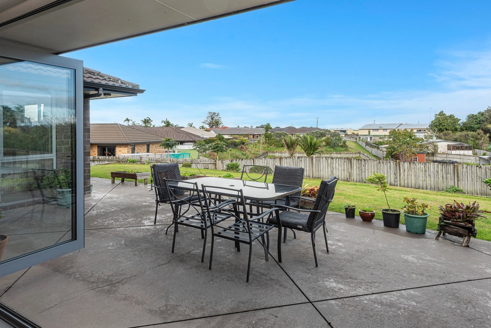 Photos of 18 North Crest Drive