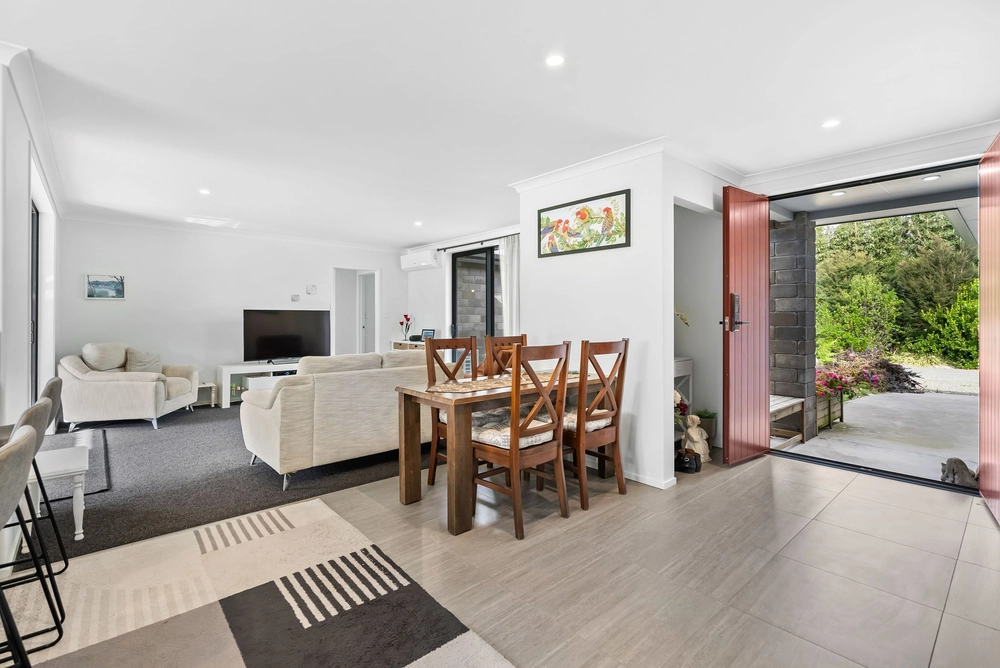 Photos of 36 Phils Way