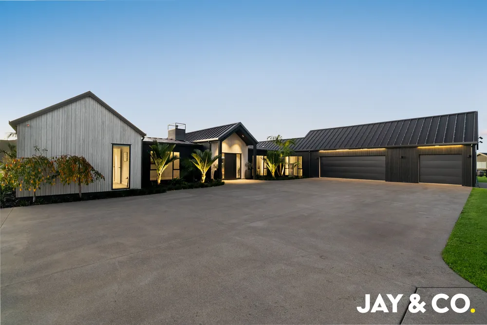 Photos of 5 Rossbern Lane