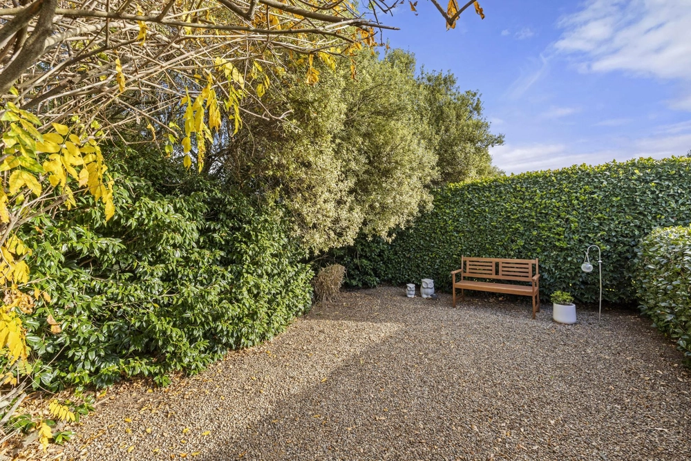 Photos of 46 Glen Ida Way
