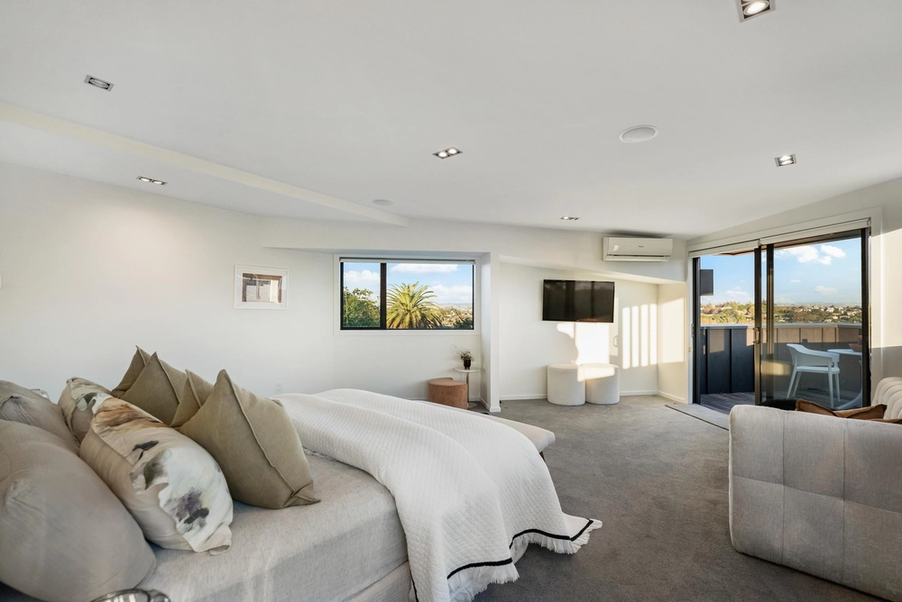 Photos of 45A Maskell Street
