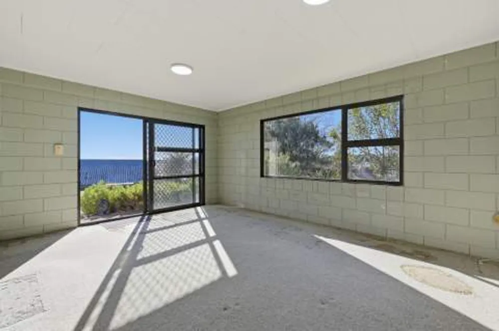 Photos of 17 Upland Street