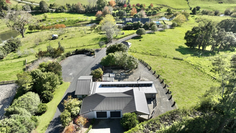 Photos of 333 Tuhimata Road