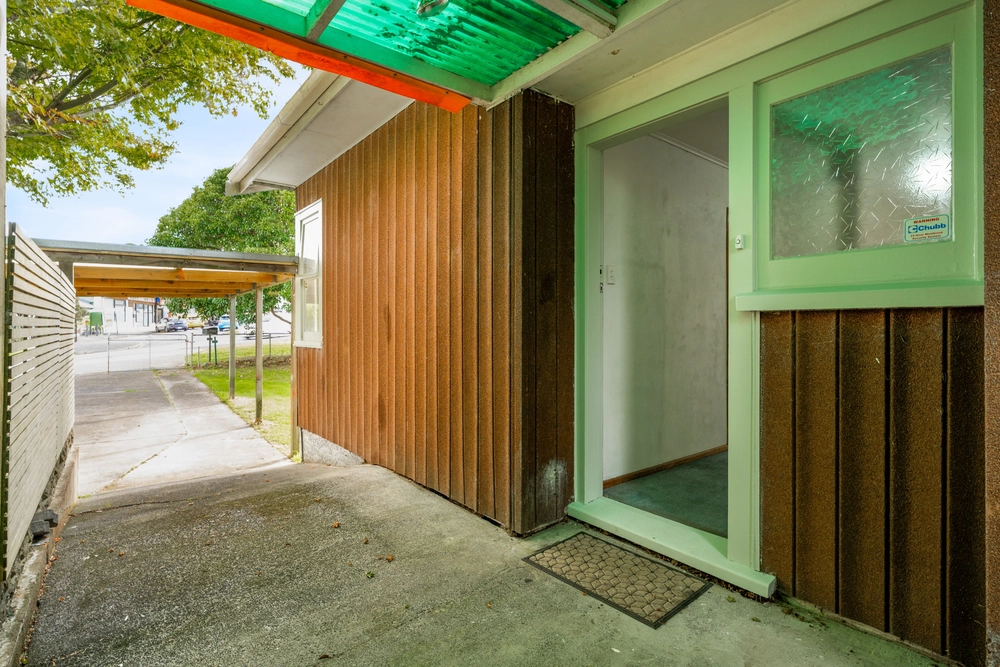 Photos of 4 Boundary Road