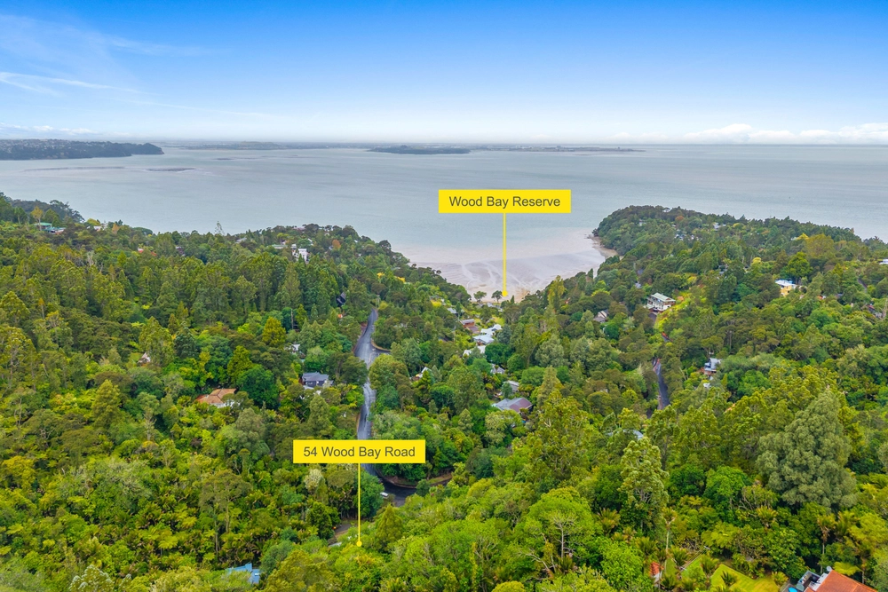 Photos of 54 Wood Bay Road