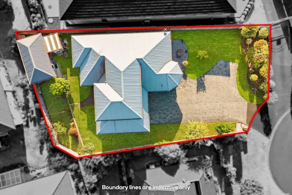 Photos of 12 Emsworth Court