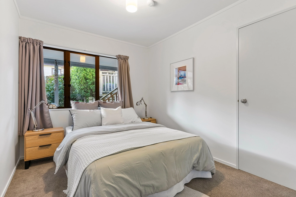 Photos of 5 Newport Place