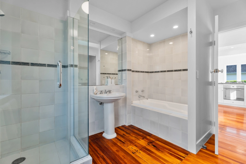 Photos of 29 Entrican Avenue