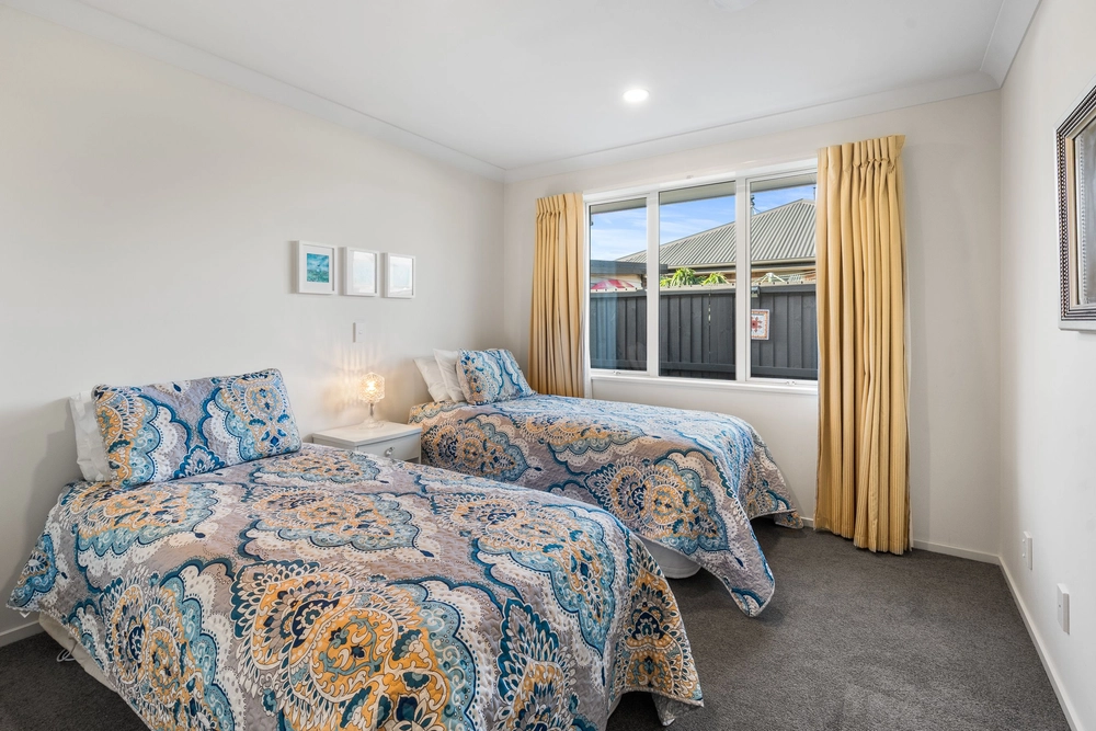 Photos of 19 Magnolia Boulevard