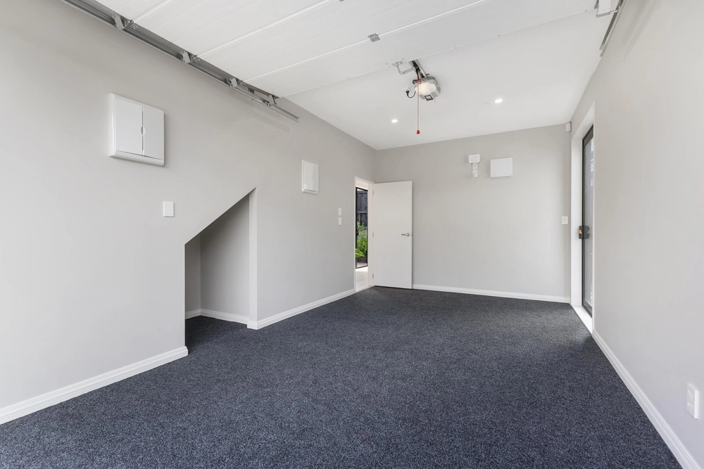 Photos of 16C Silverton Avenue