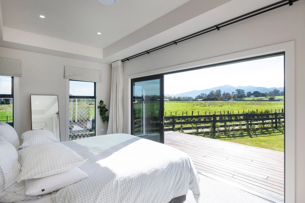 Photos of 600 Back Ormond Road