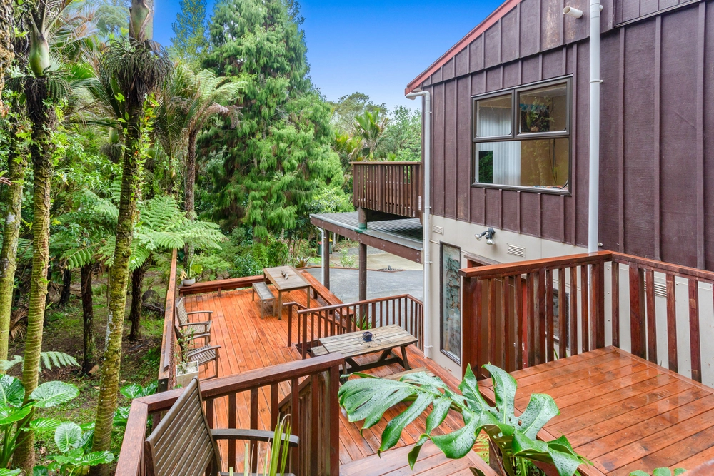 Photos of 54 Wood Bay Road