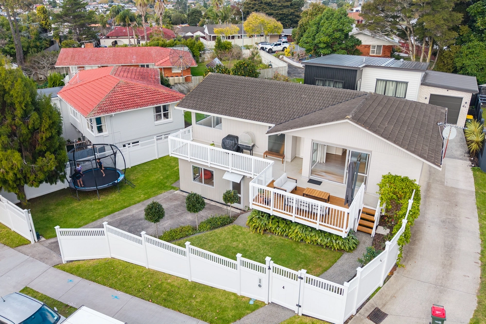 Photos of 4 Willow Way