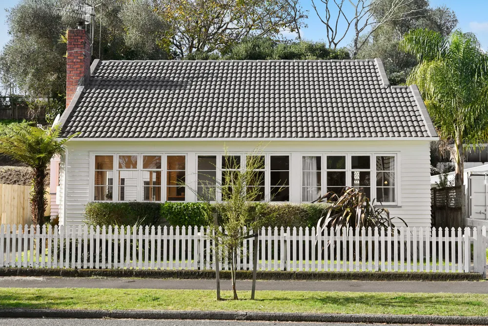 Photos of 14 Galway Avenue