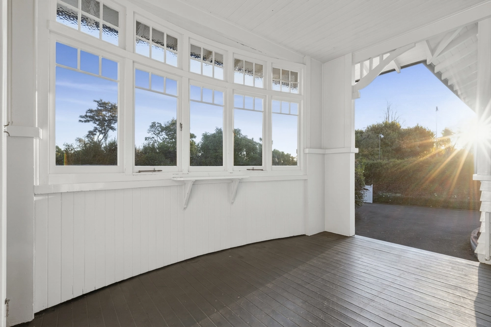 Photos of 410 River Road