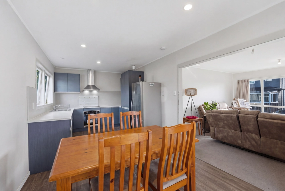 Photos of 148 Astley Avenue