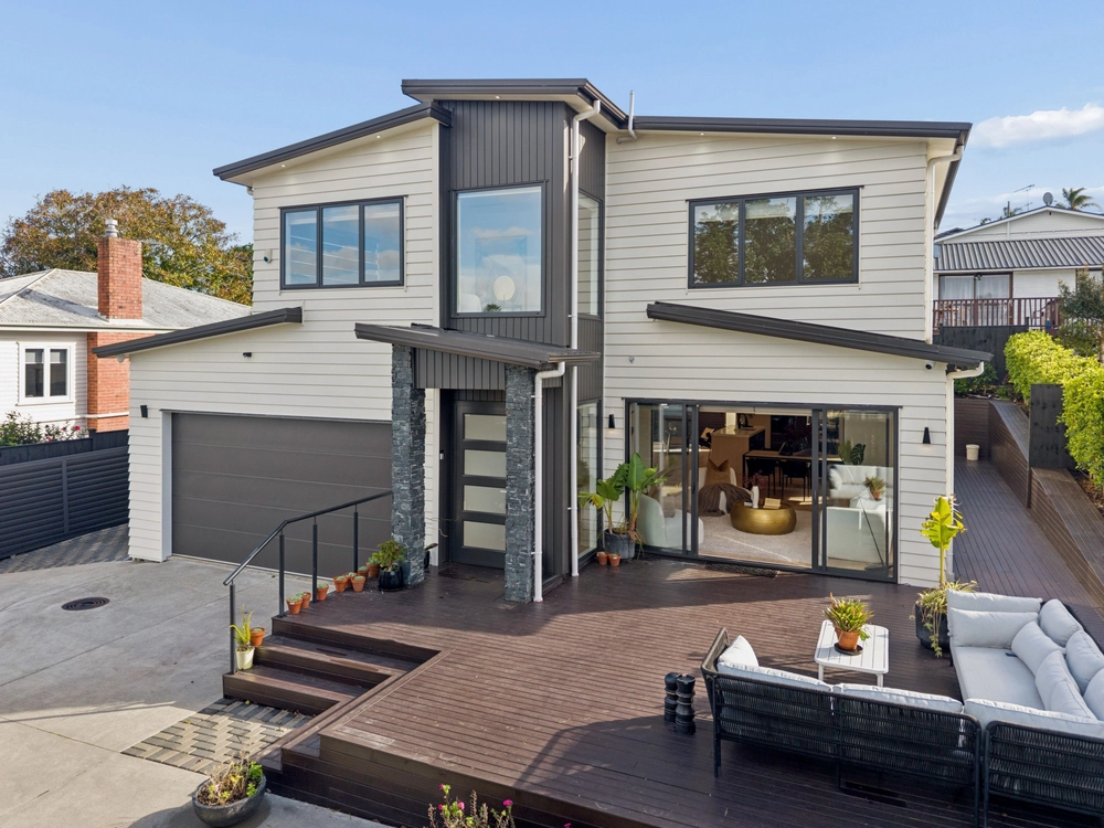 Photos of 91C Buckley Road