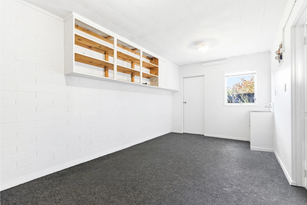 Photos of 1/16 Butler Avenue