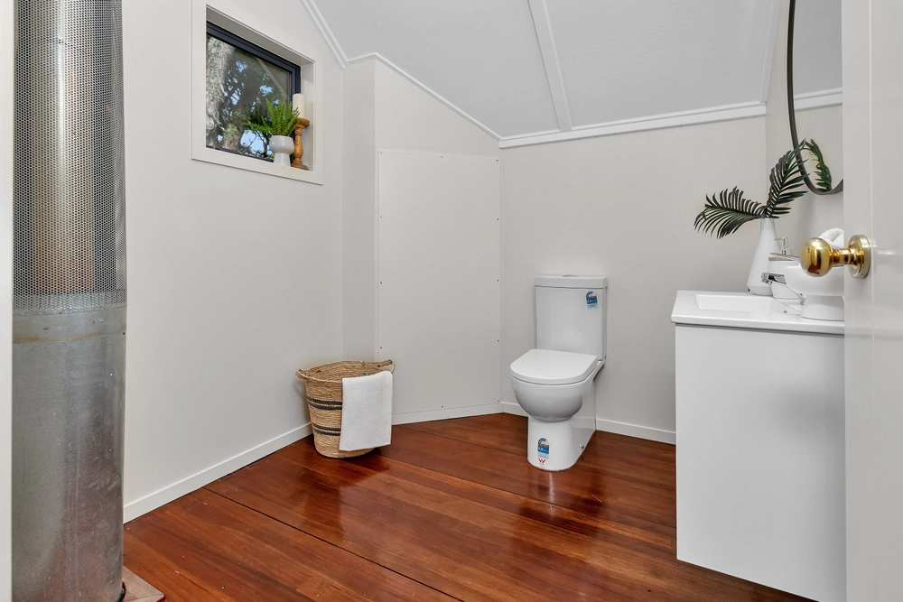 Photos of 270 Vinegar Hill Road