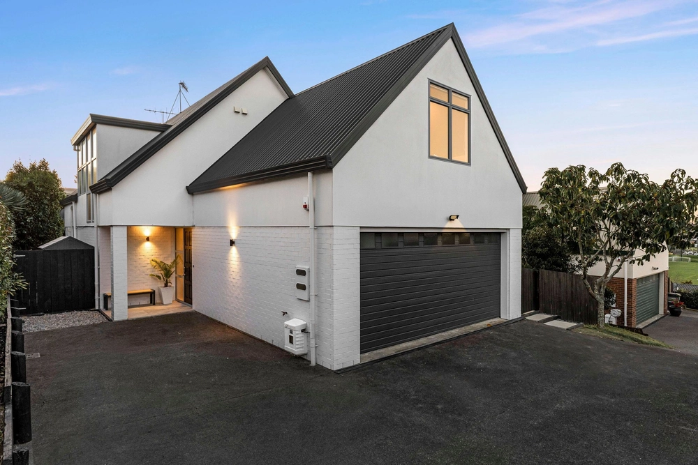 Photos of 20B Ballin Street