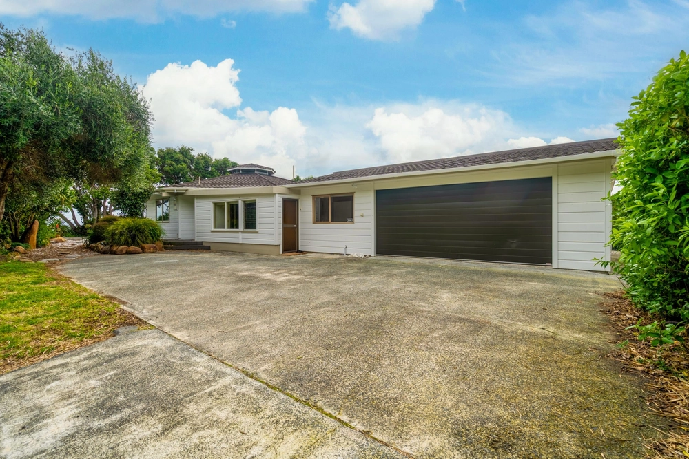 Photos of 1993 Whangarei Heads Road