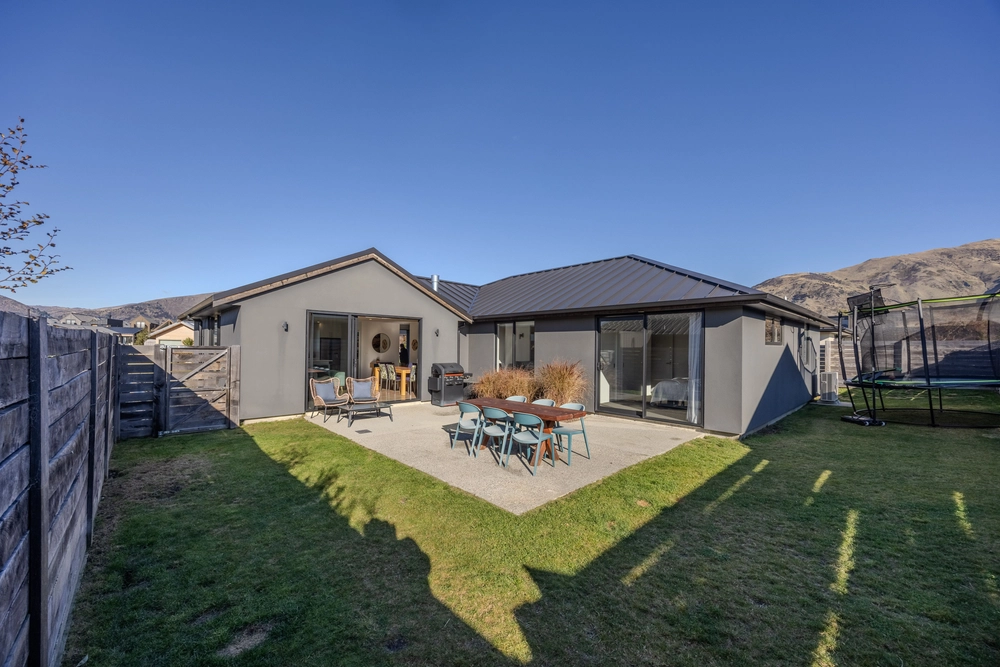 Photos of 3 Peterculter Drive