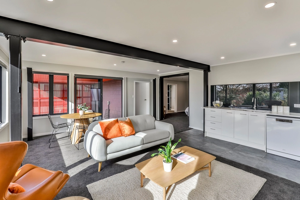 Photos of 88 Tiroroa Avenue