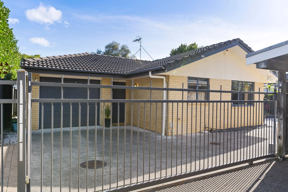 Photos of 174A Captain Springs Road