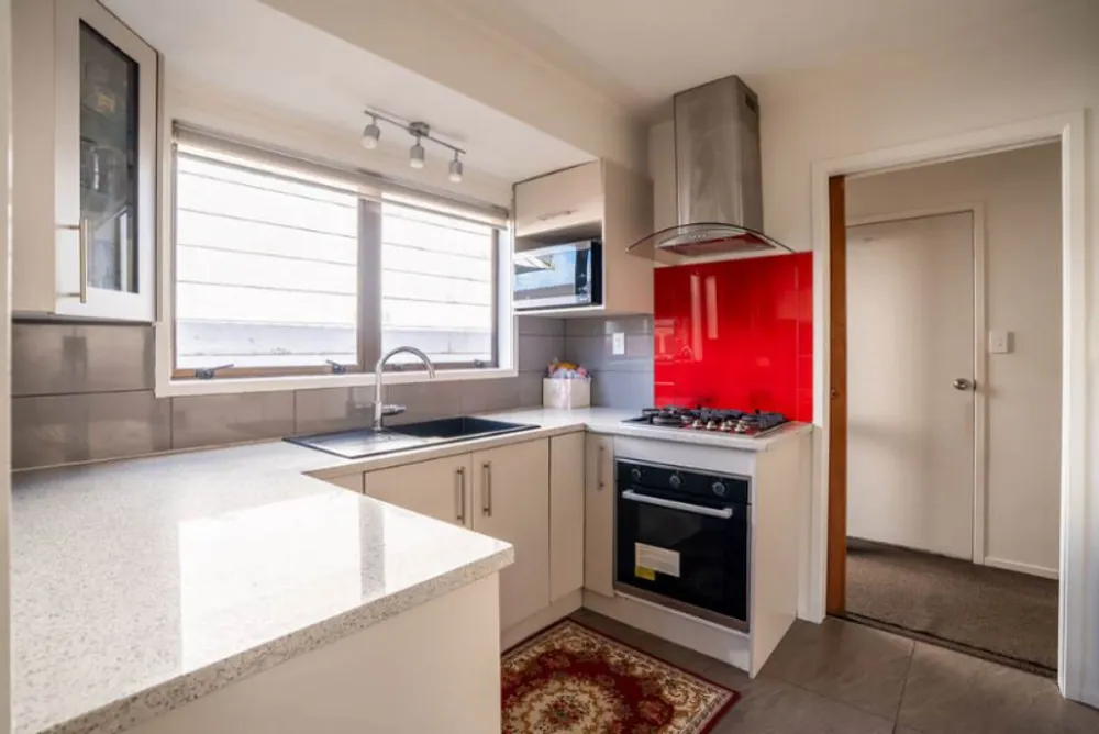 Photos of 17D Puhinui Road